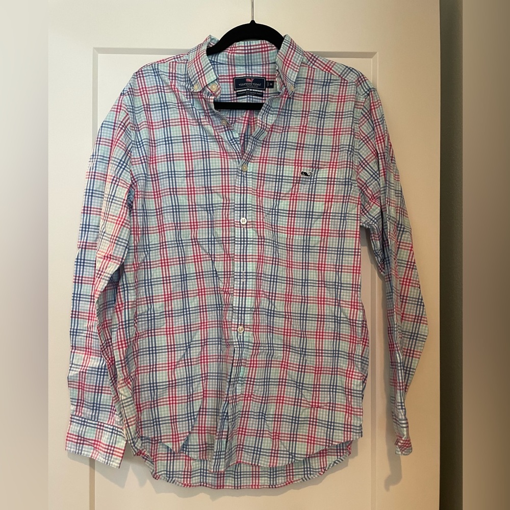 Vineyard vines classic fit trucker shirt size M